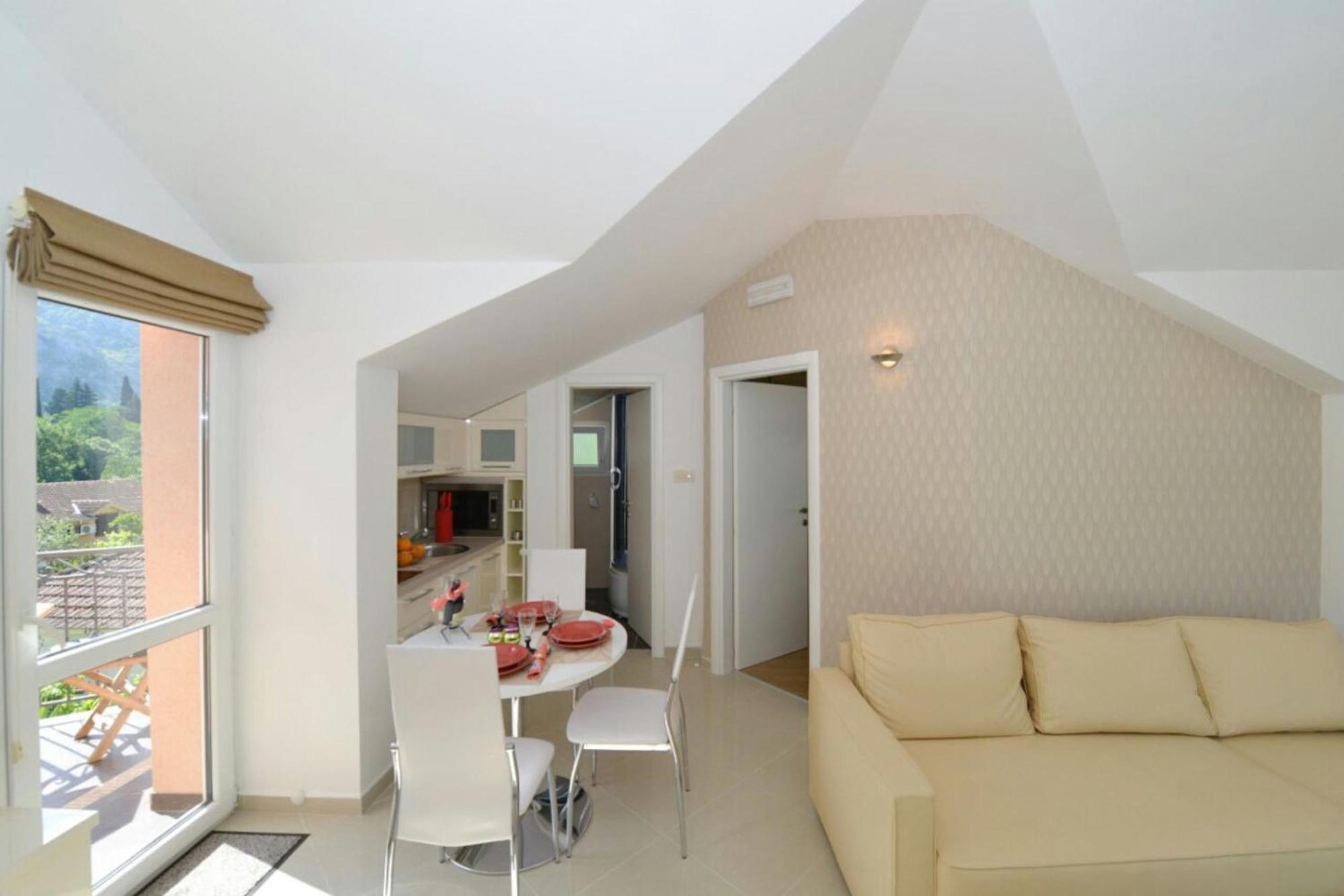 Sunshine Of Montenegro - Family Oasis Kotor Exterior photo